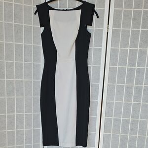 Single Black and White Colorblock Midi Dress